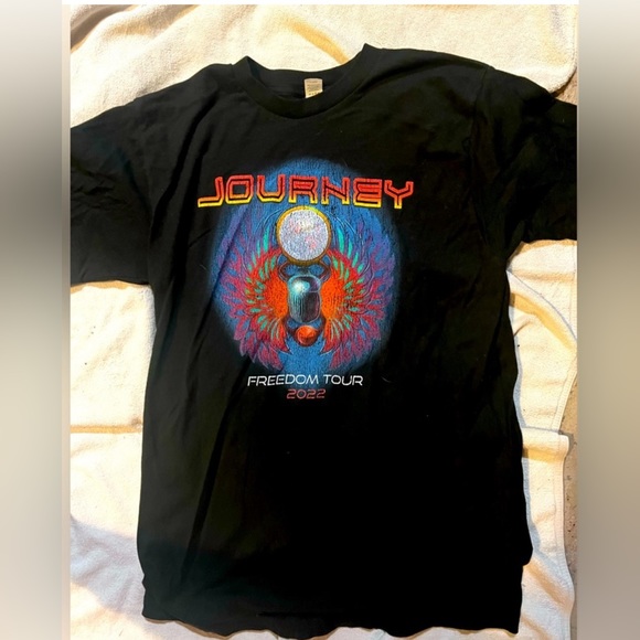 JOURNEY FREEDOM TOUR NEVER WORN CONCERT SHIRT SIZE MEDIUM - Picture 3 of 5